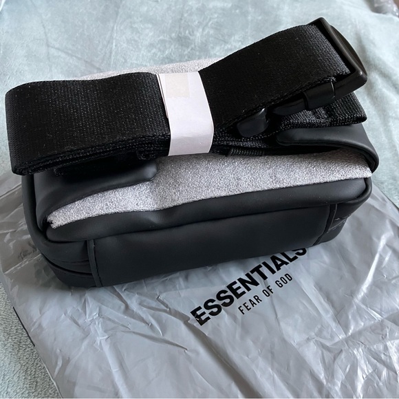 Authentic Fear Of God sling bag/canguro - Picture 5 of 8